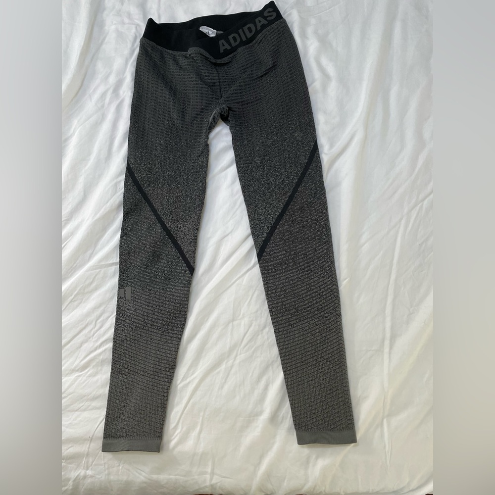 Adidas // Workout Leggings // Wrap Waist Detail // Medium Fits Like Small